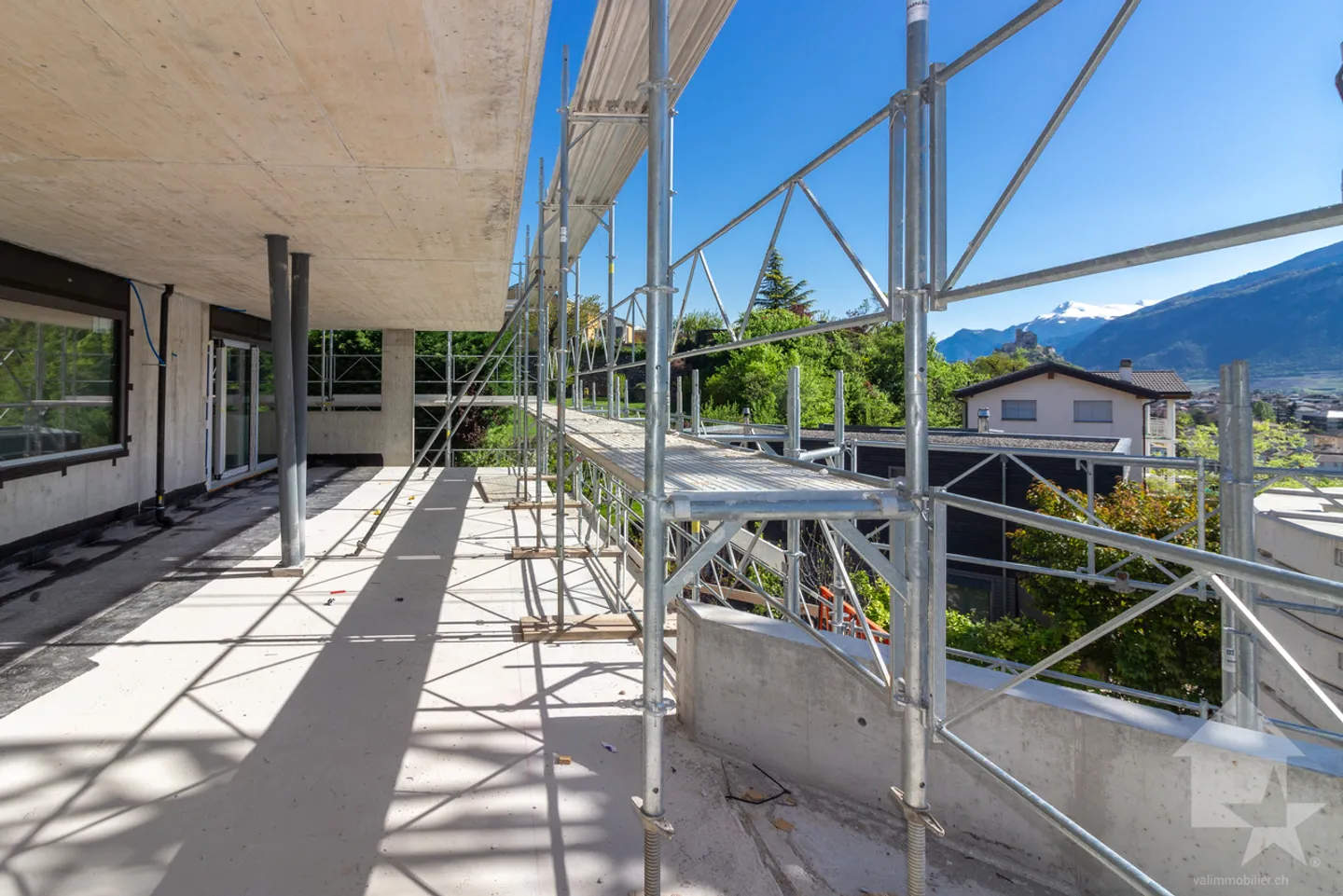 Spazioso attico di 7,5 stanze di prestigio con terrazza panoramica - Foto 6 di 15