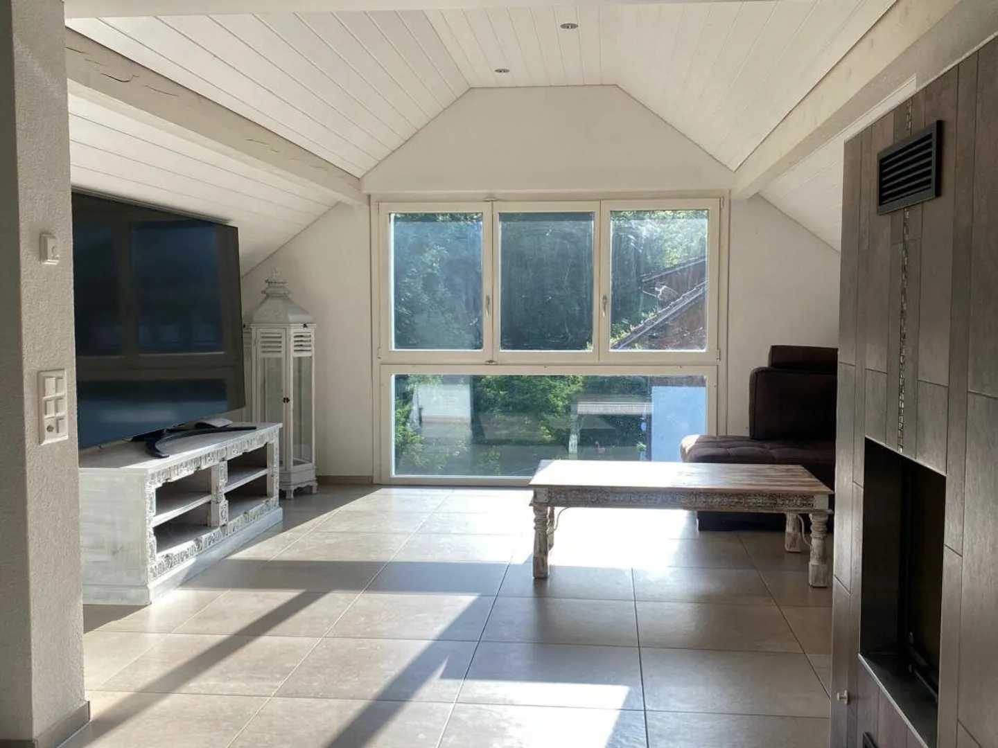 Charmantes Penthouse mit Grünblick - Foto 3 von 9