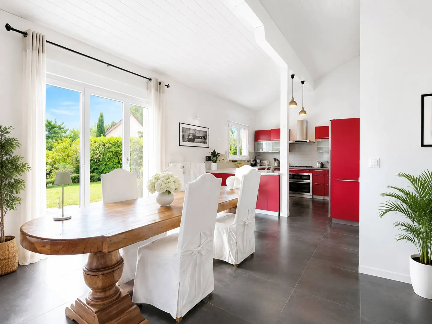 Proprietà individuale con vista sul lago e grande appezzamento - Foto 6 di 13