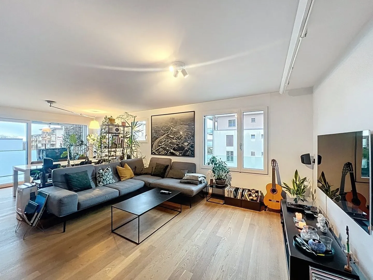 Wunderschöne moderne 2,5-Zimmer-Wohnung zur Miete in Prilly - Foto 3 von 9