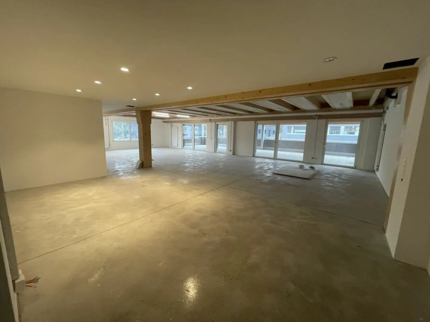 Commercial Space Tägerhardring 3, Würenlos - Photo 1 of 4