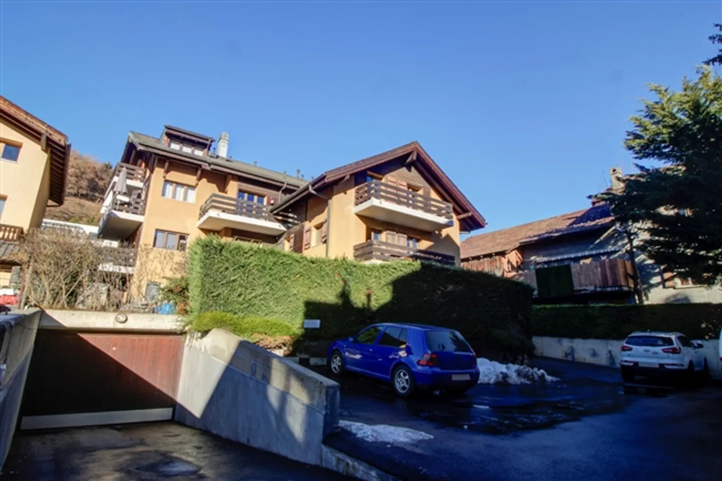 3.5-Room Apartment with Underground Parking Space - Savièse - Photo 10 of 10