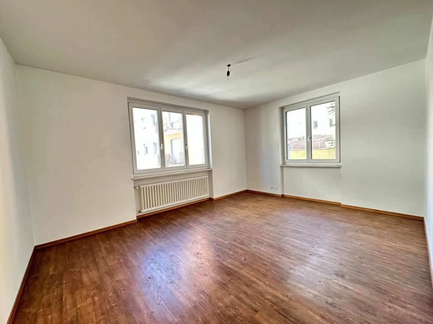 Elegante appartamento 3.5 locali - Foto 4 di 8