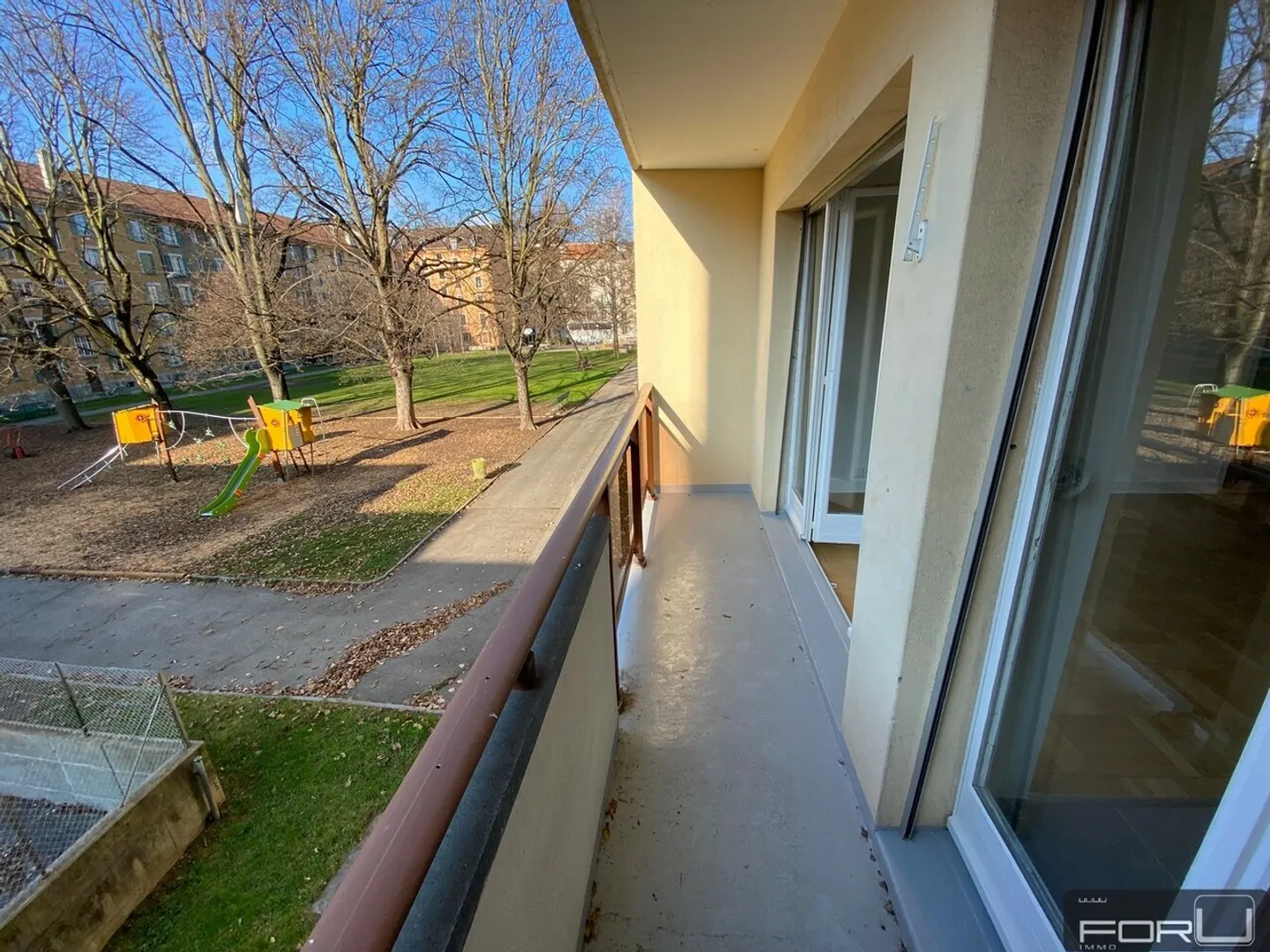 Bel appartement rénové de 3 pièces avec balcon et au calme à Carouge - Photo 1 sur 7