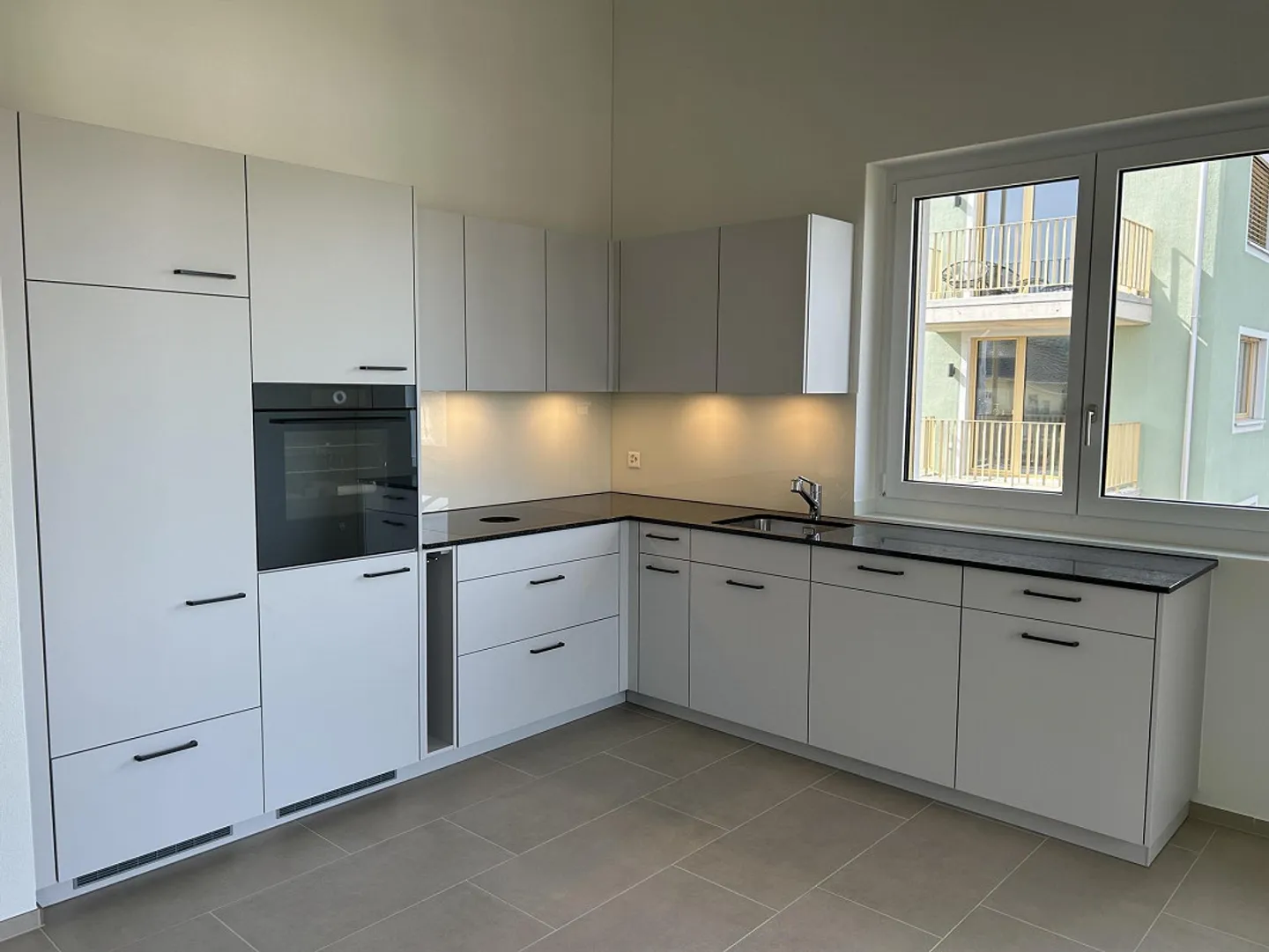 Appartement neuf 2.5 pièces avec balcon/espace de détente - Photo 9 sur 14