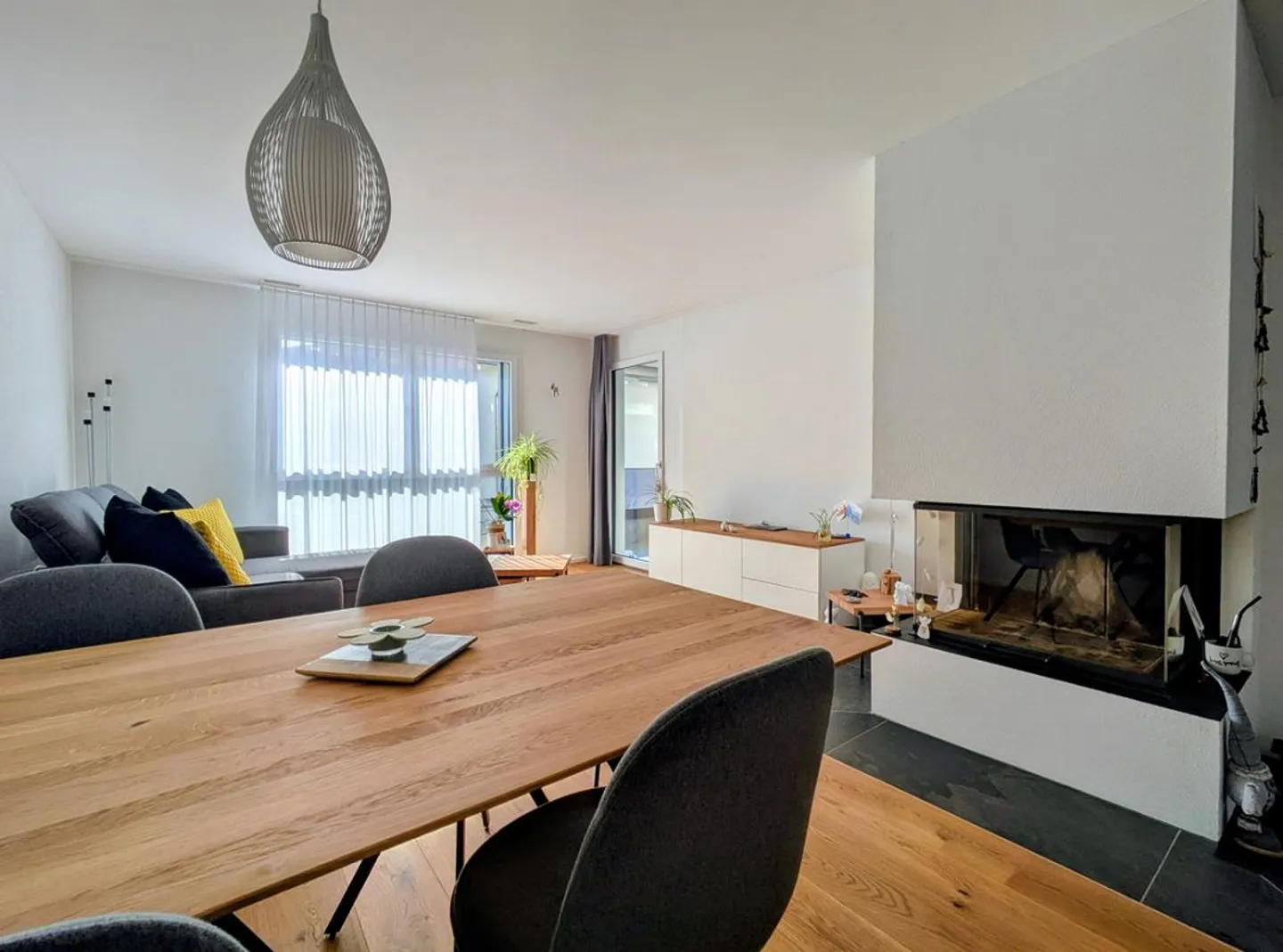 Beautiful 2.5 room apartment in Minergie standard - Photo 3 of 8