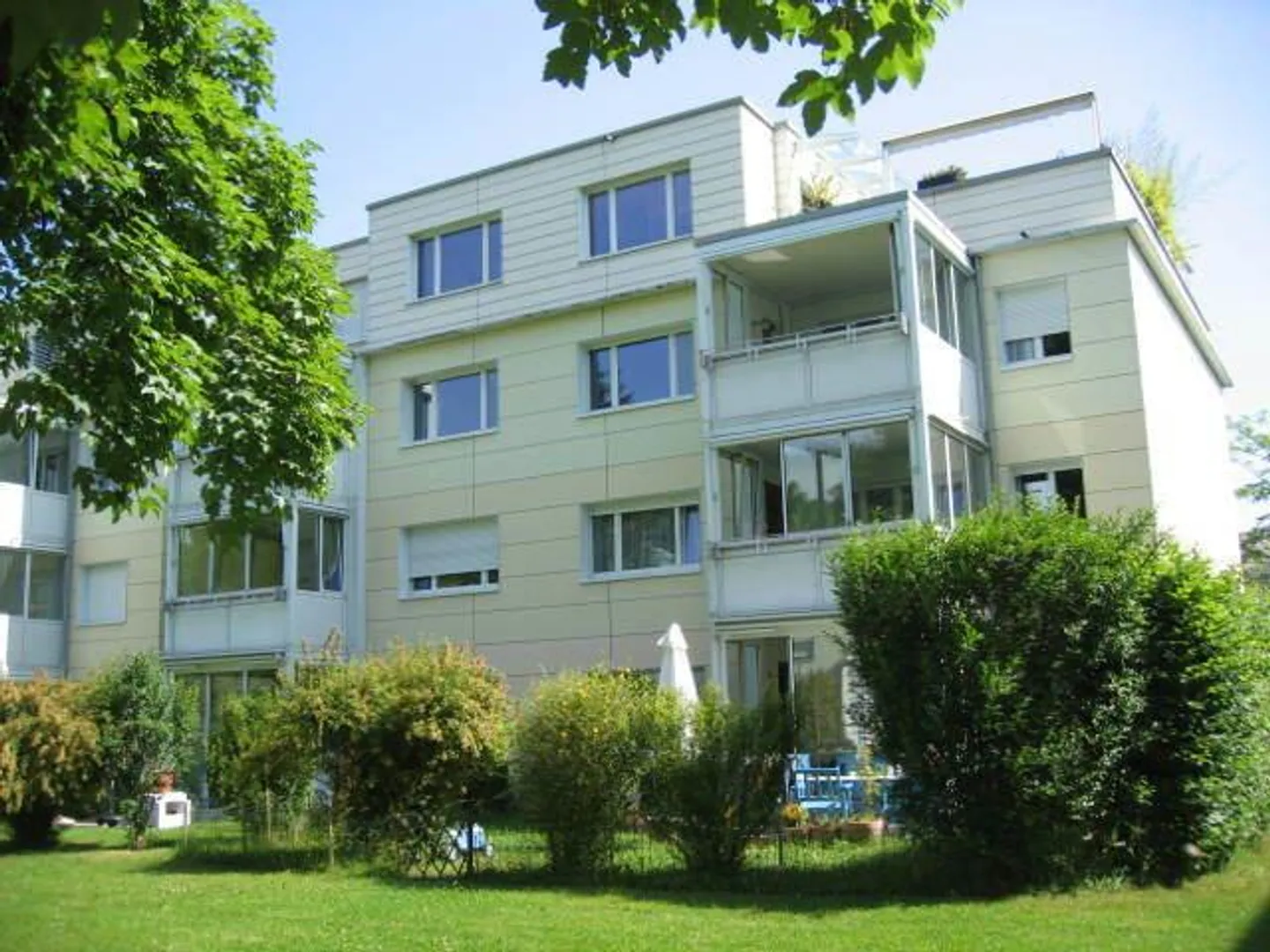 Greifensee within reach! - Photo 1 of 8