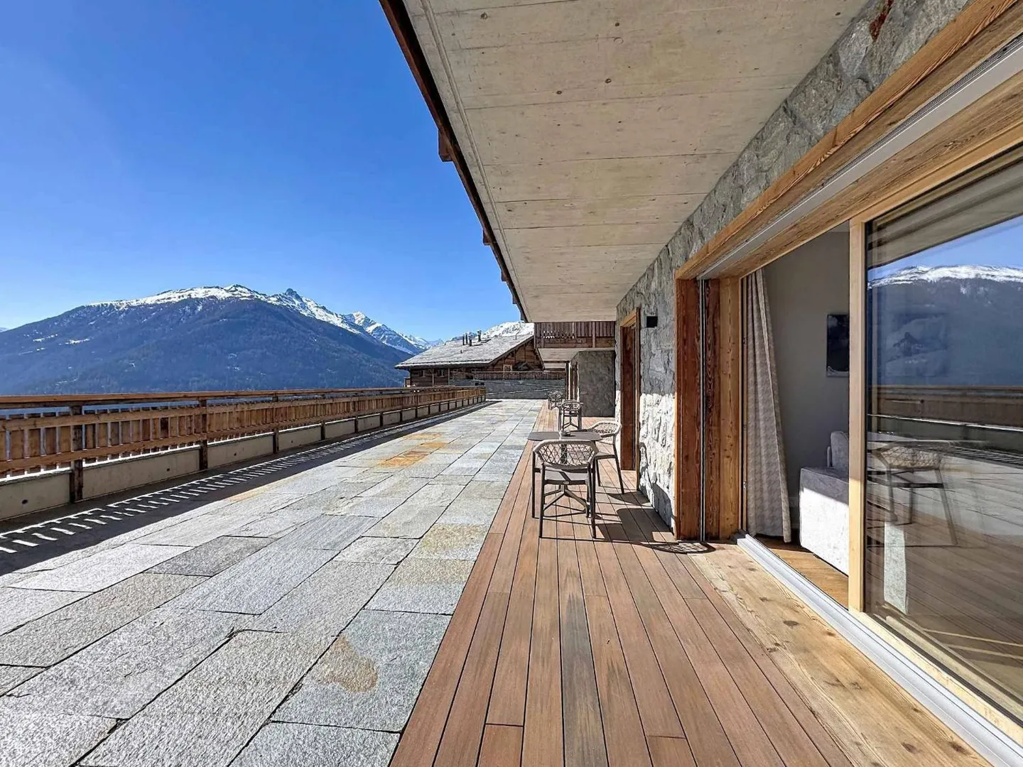 Charming Apartment in Dent Blanche - Photo 1 of 13