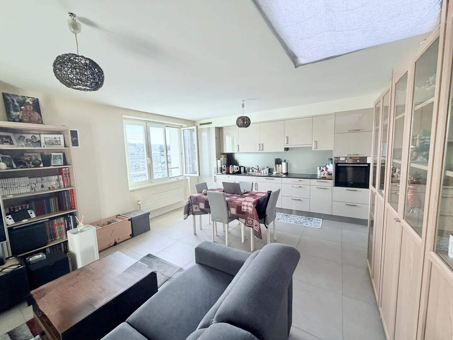 Appartement avec vue sur la ville - Photo 2 sur 5