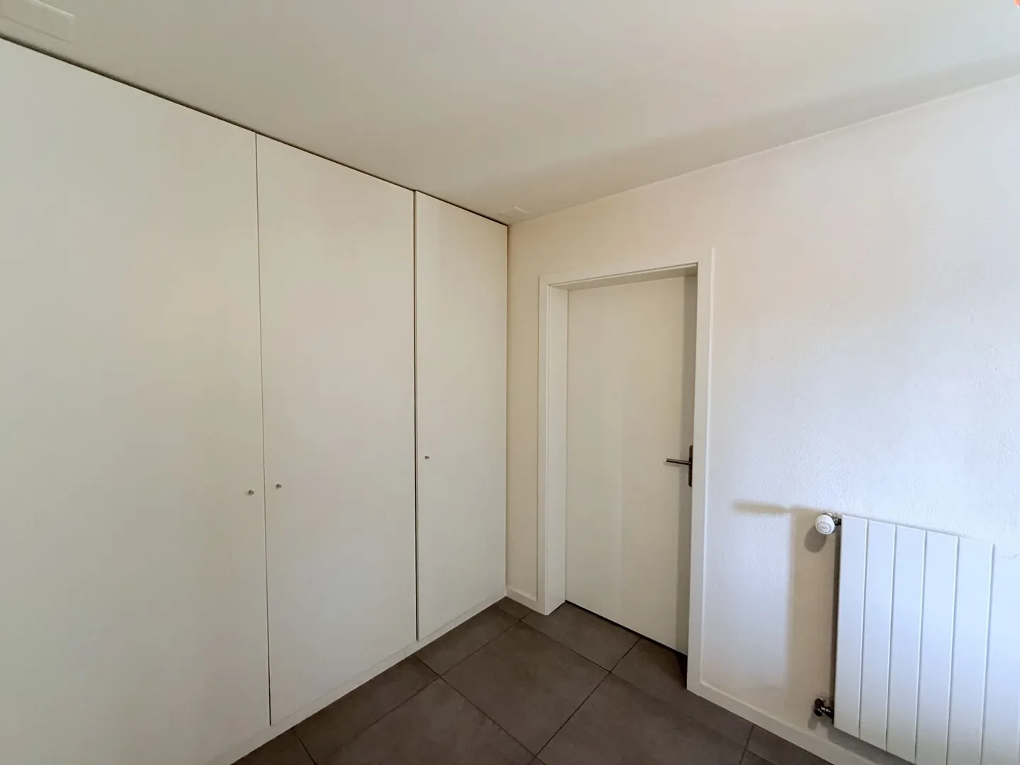 Appartement avec vue sur la ville - Photo 4 sur 5