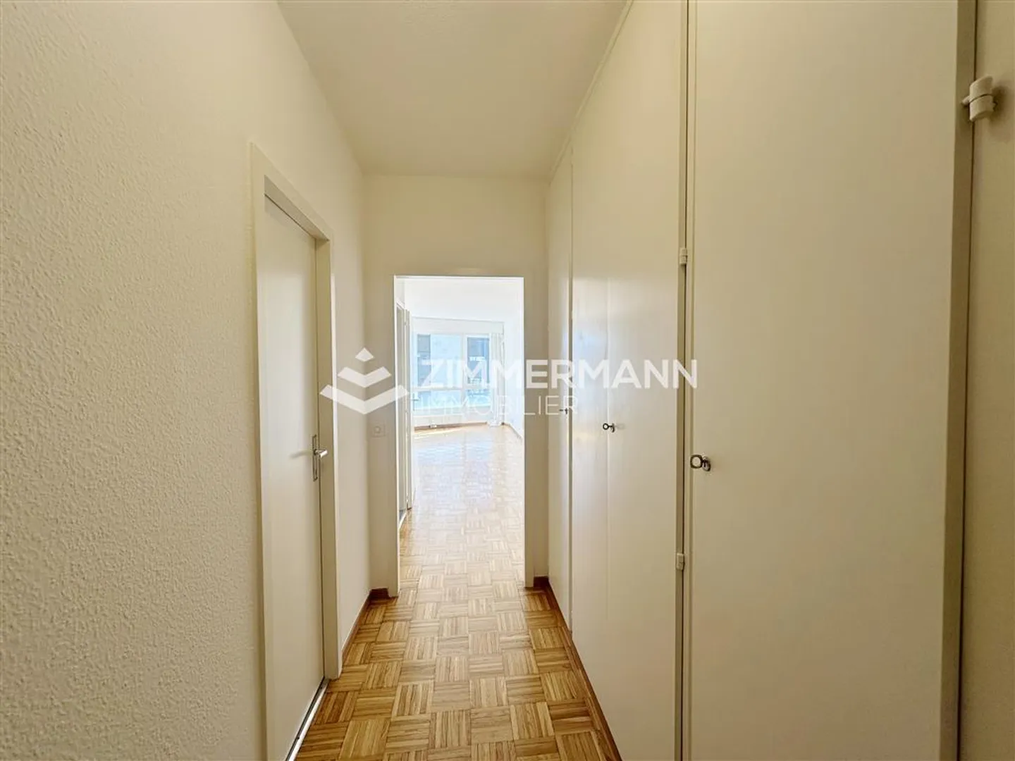 Spazioso studio a Eaux-Vives - Foto 3 di 7