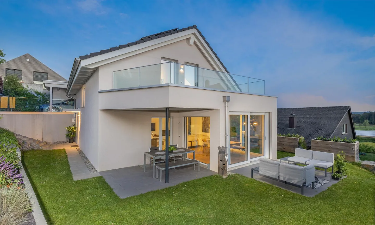 Freistehendes EFH mit Galerie - Foto 7 von 17
