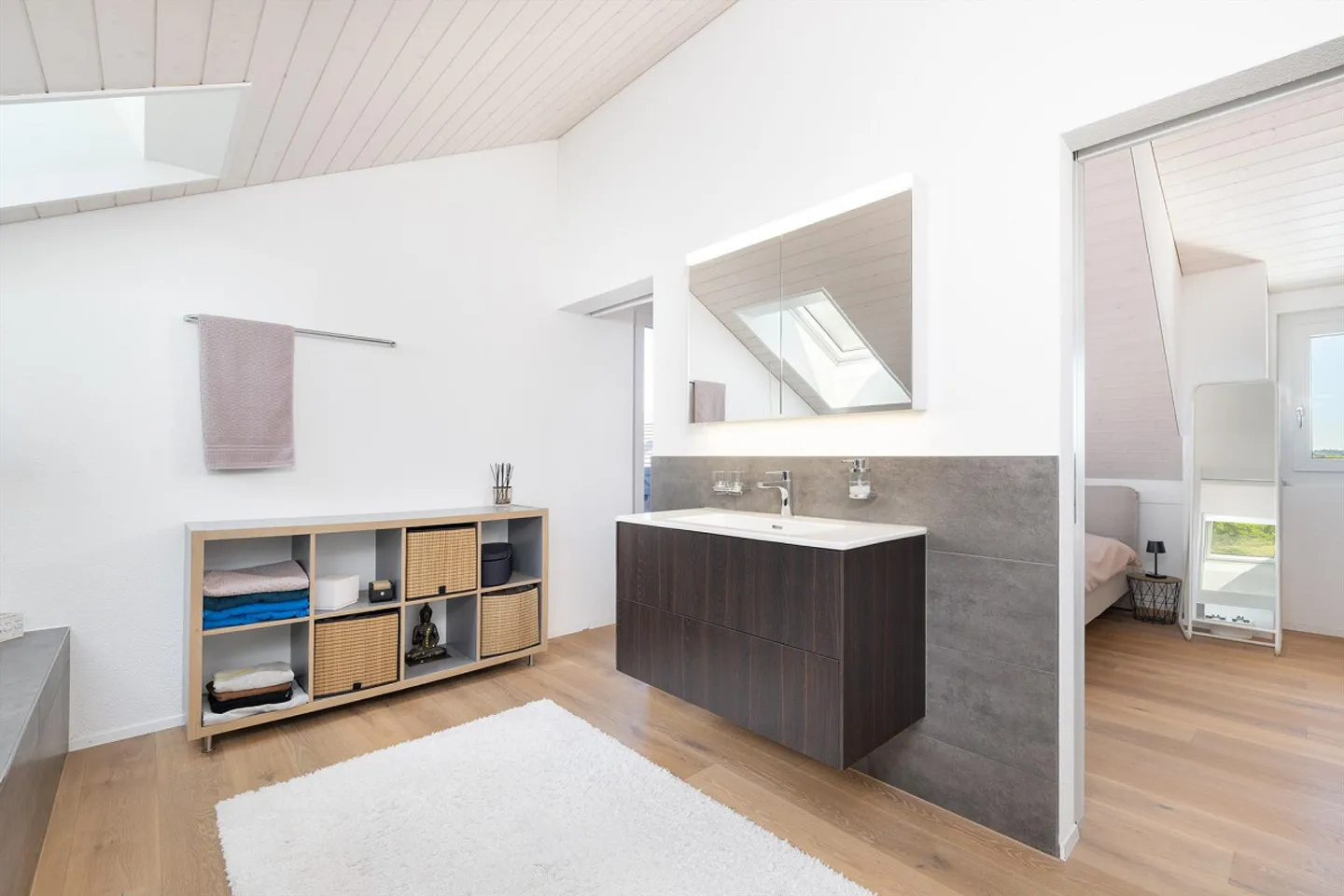 Freistehendes EFH mit Galerie - Foto 16 von 17