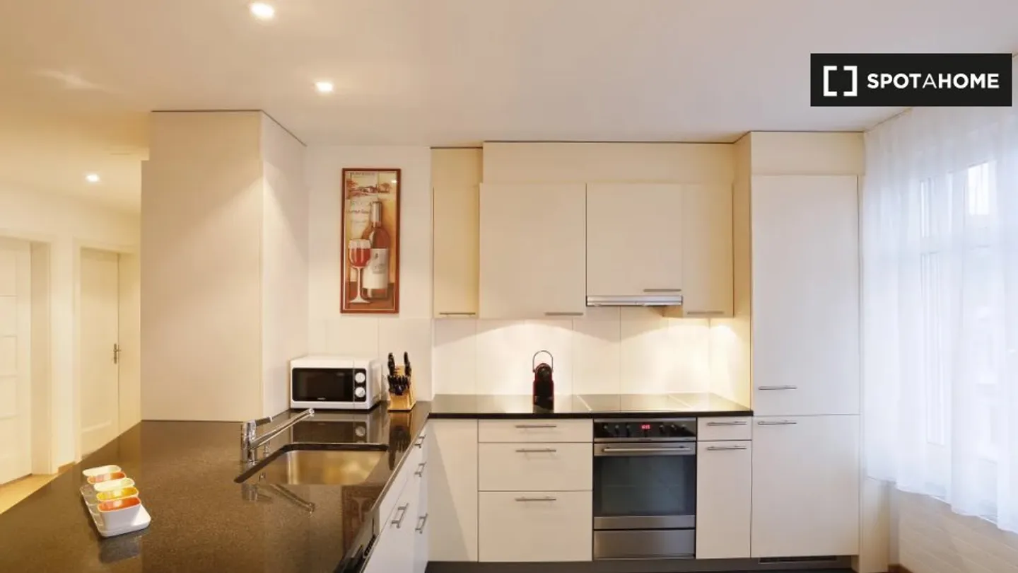 Discover, visit and rent your new home online with full confidence. - Photo 4 of 9