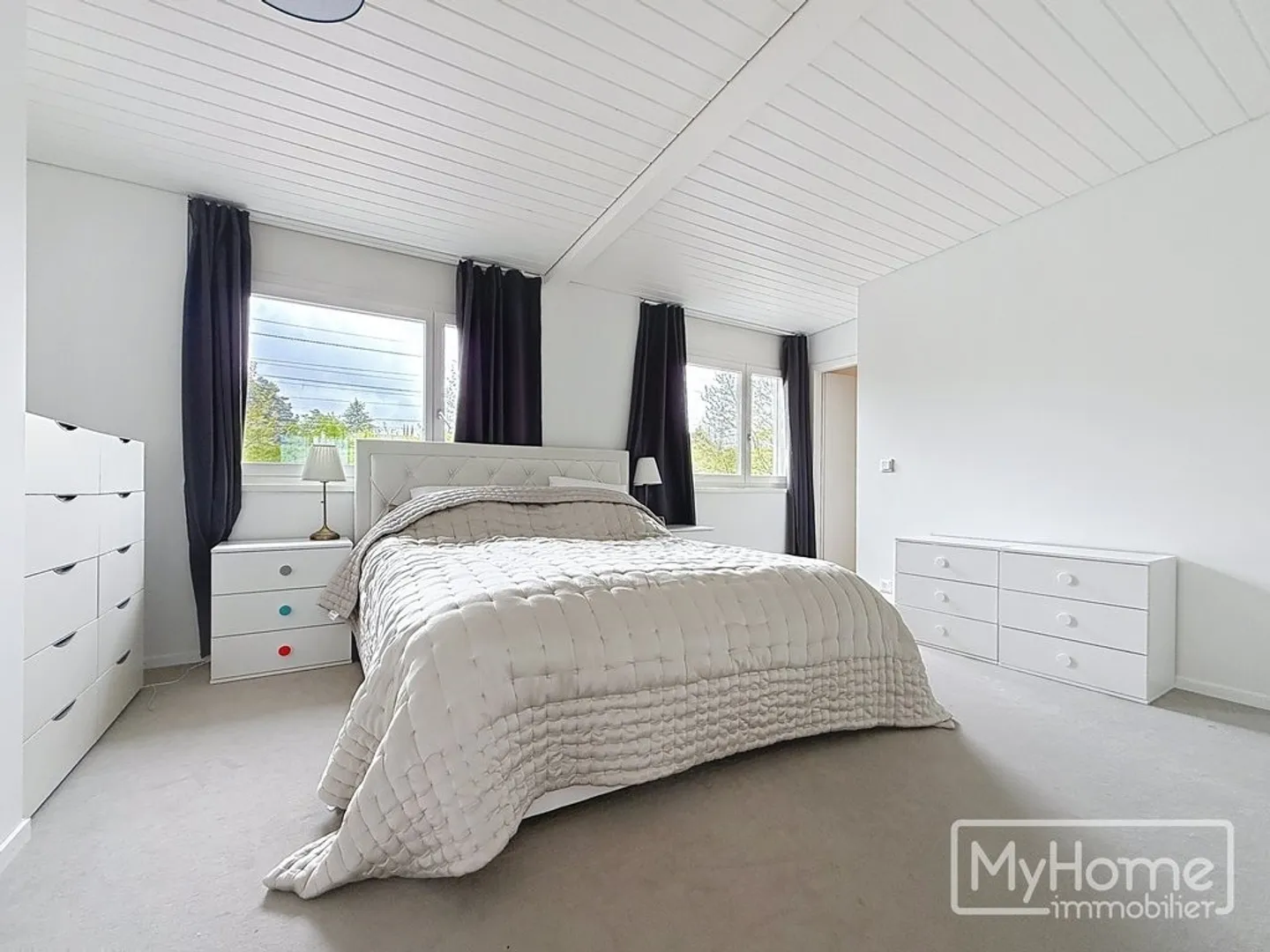 Magnifique duplex de 4,5 pièces à Coppet - Photo 2 sur 4