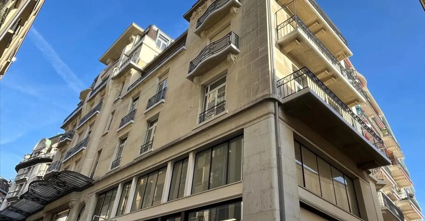 Immeuble mixte à louer - Photo 1 sur 1