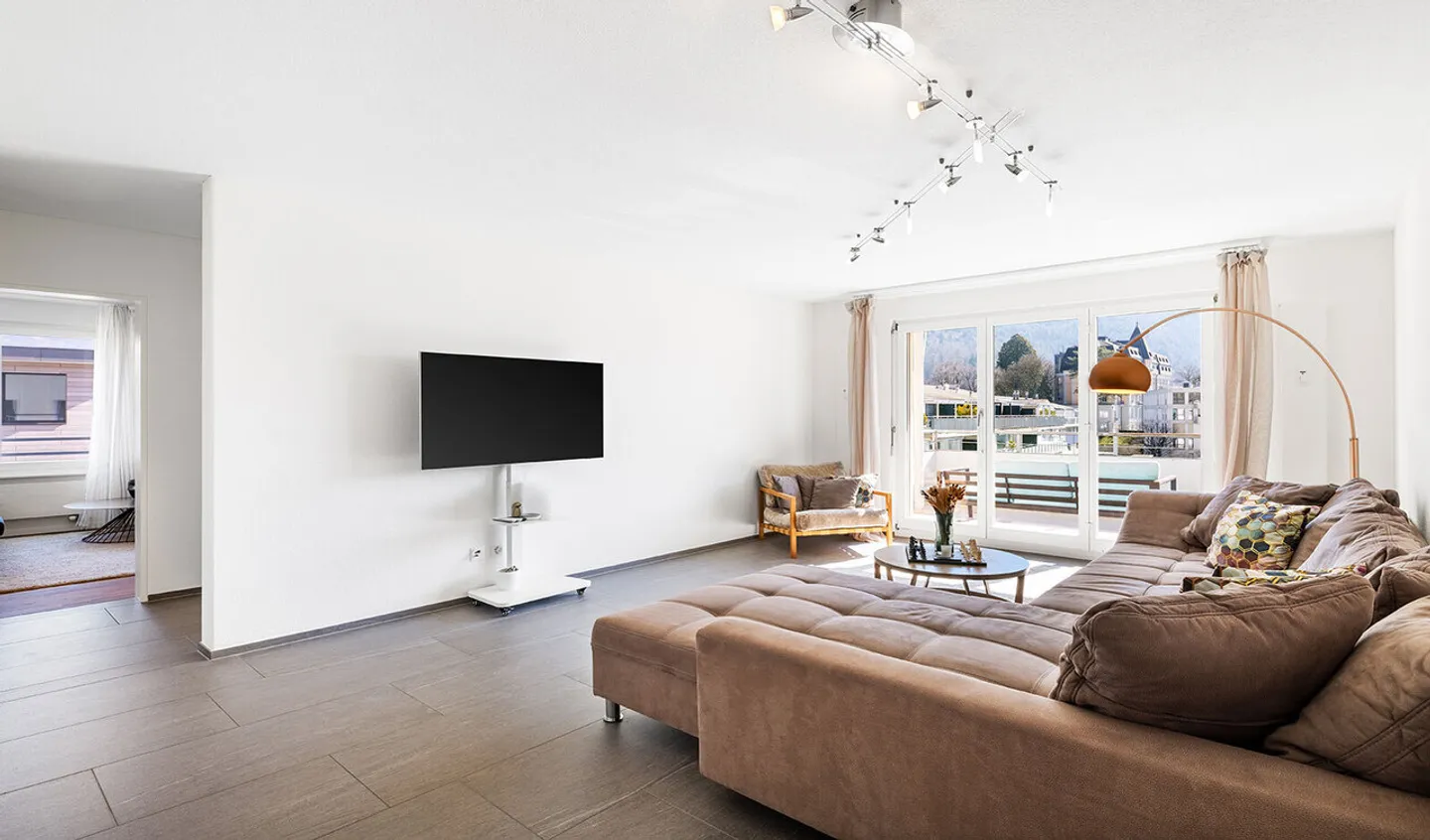 More than residential property – 112 m² living quality as a lucrative investment - Photo 2 of 7