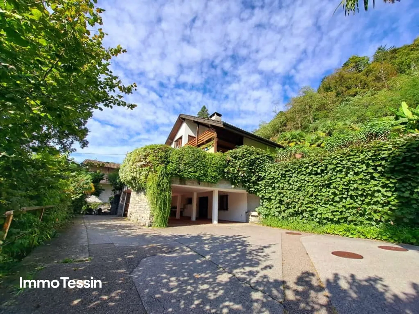 Bel appartement sous les combles à Centovalli avec une vue panoramique à couper le souffle sur les montagnes tessinoises - Photo 2 sur 13