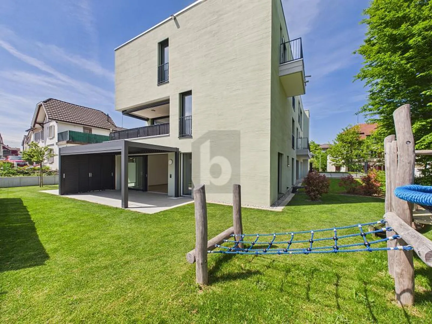 Modernes Apartment mit Garten - Foto 1 von 6