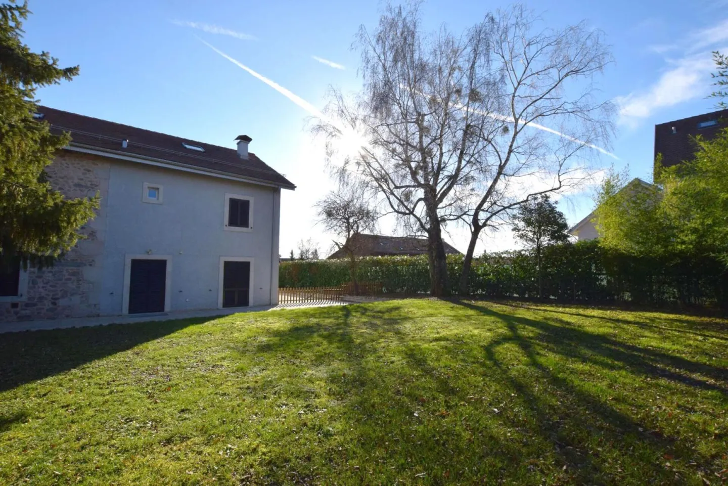 Villa gemella d'angolo a Chavannes-des-Bois - Foto 12 di 15