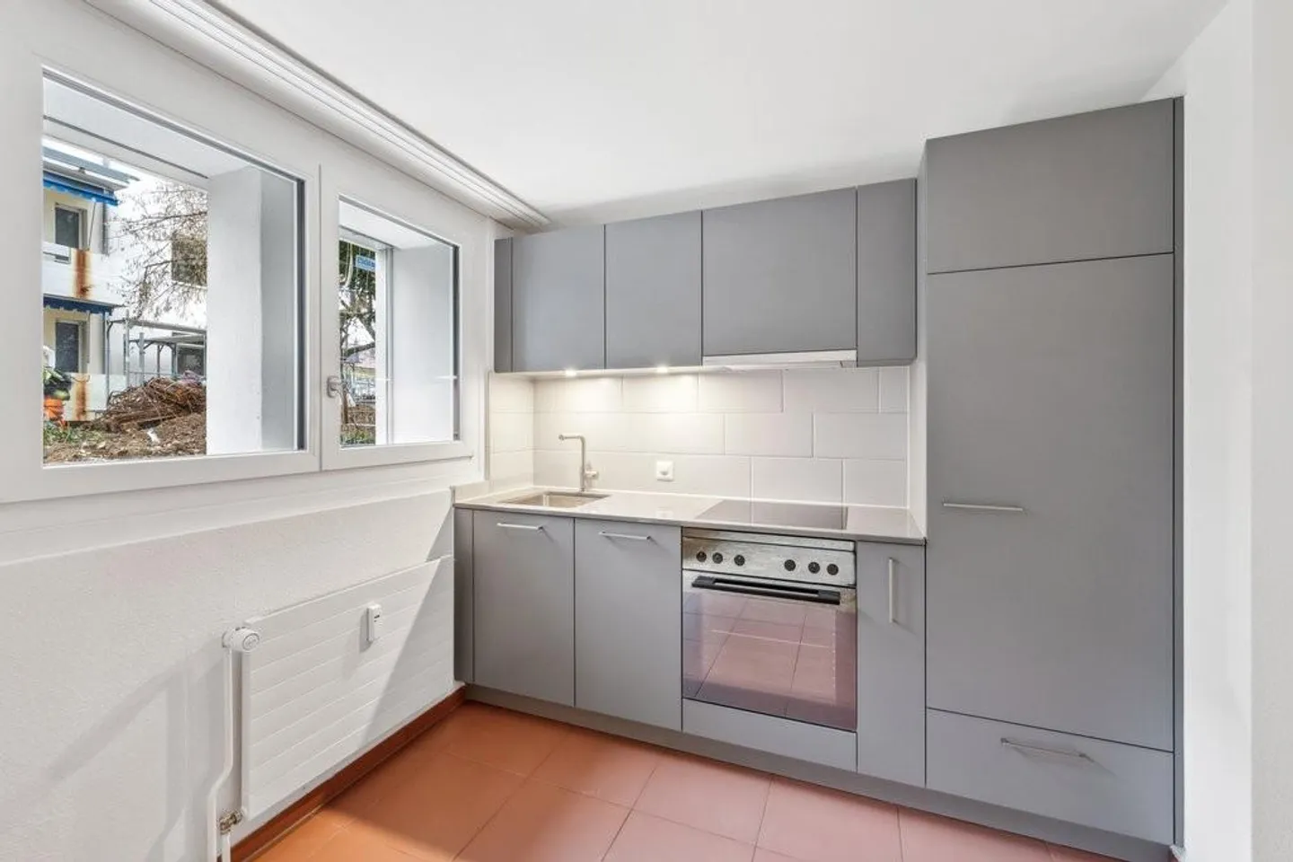 Freshly renovated 3-room apartments in a quiet location in Riehen - Photo 2 of 7