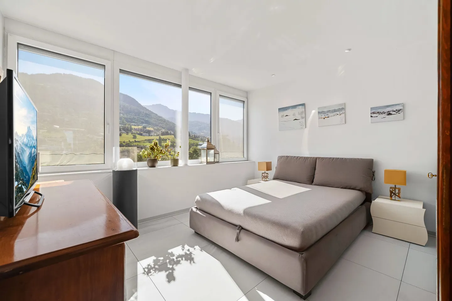 Appartement de Luxe avec Vue sur le Lac - Photo 5 sur 5