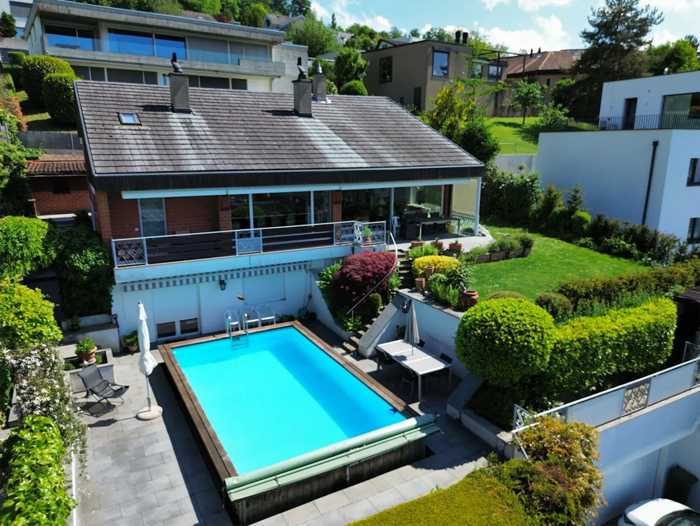 Traumhaftes Einfamilienhaus mit Pool - Foto 16 von 19