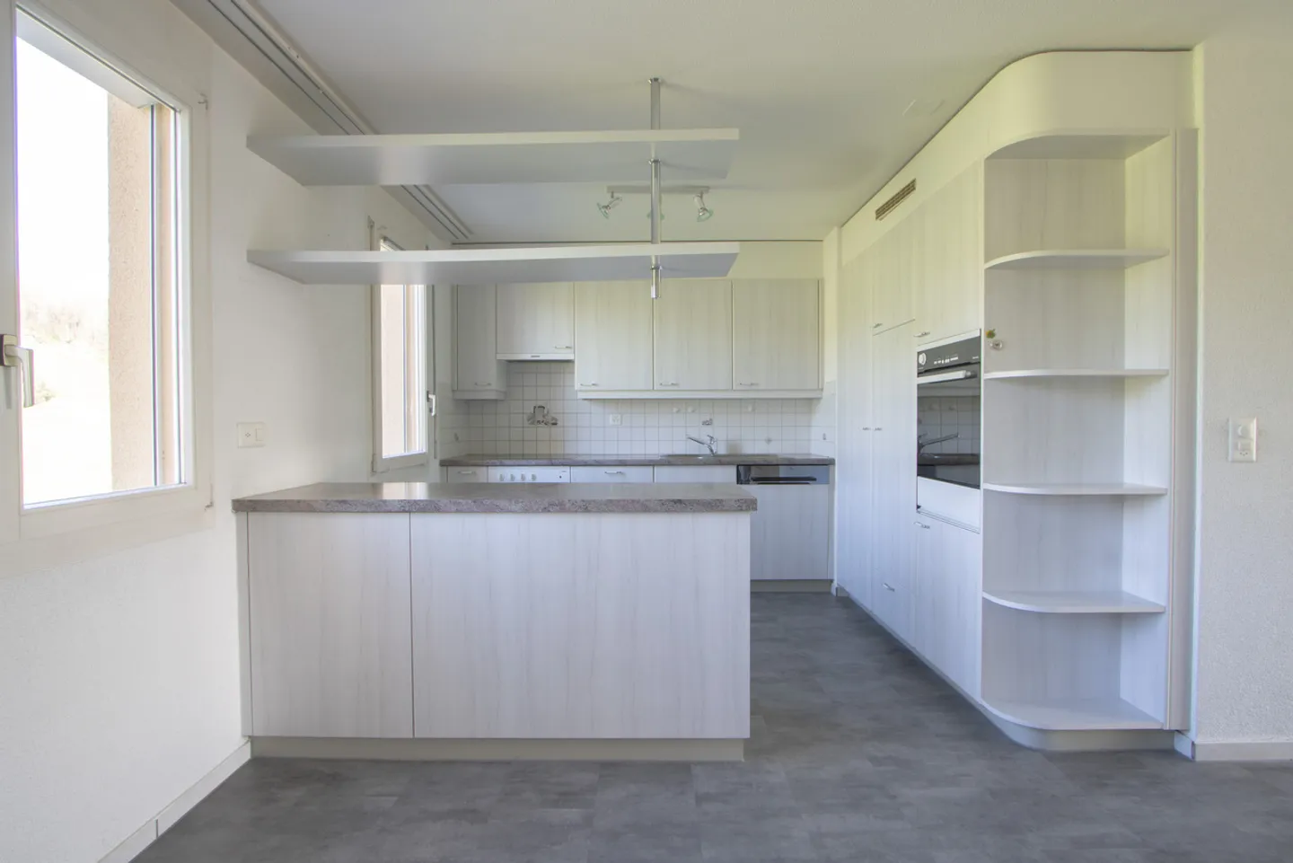 Appartamento attraente di 4,5 stanze in un paradiso rurale in vendita! - Foto 2 di 14