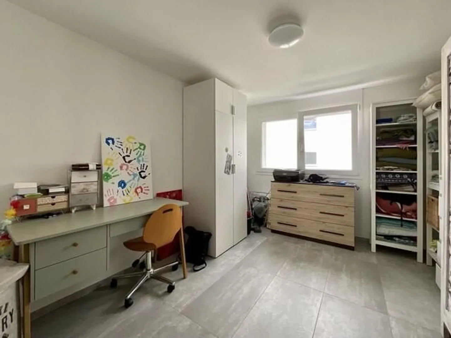 CONTONE - ZU VERKAUFEN MODERNES WOHNUNG MIT GROSSER TERRASSE - Foto 6 von 12
