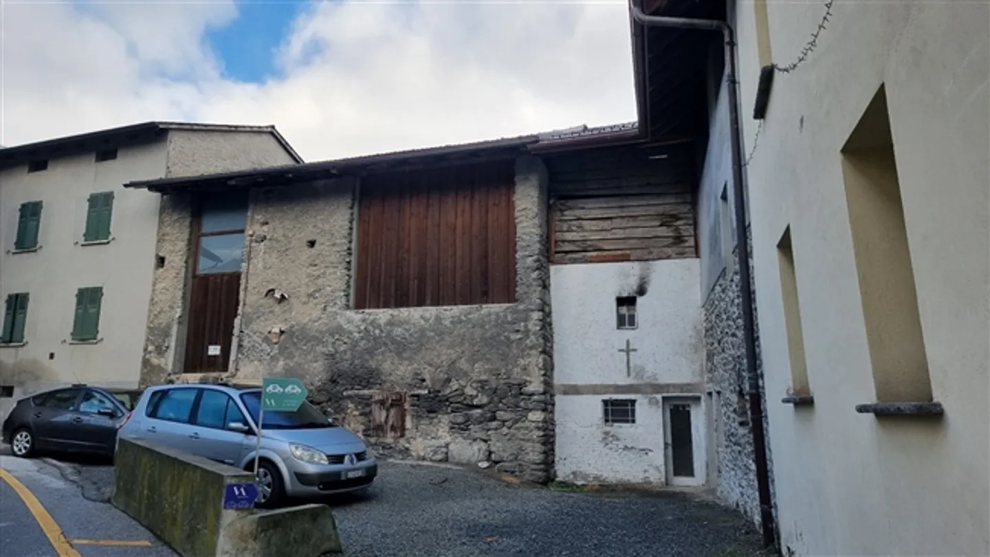 Fienile da ristrutturare - 657 m3 - St-Pierre-de-Clages - ESCLUSIVITÀ - Foto 8 di 8