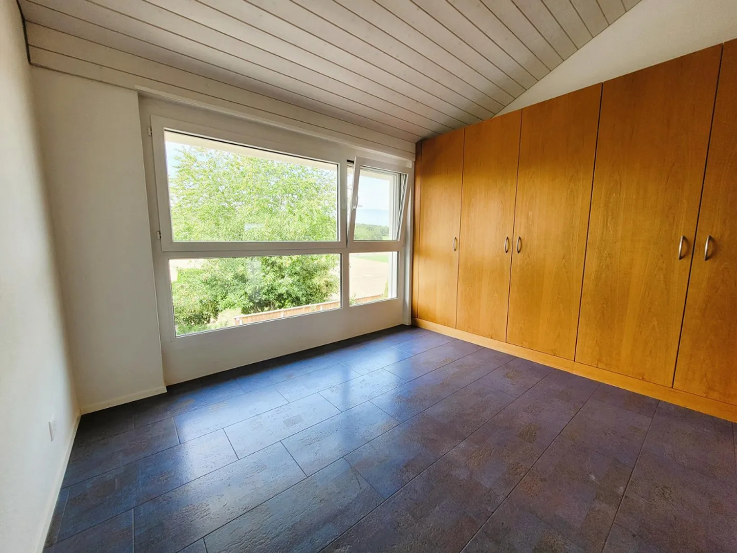 Casa familiare semi-indipendente in una posizione tranquilla e centrale - Foto 11 di 15