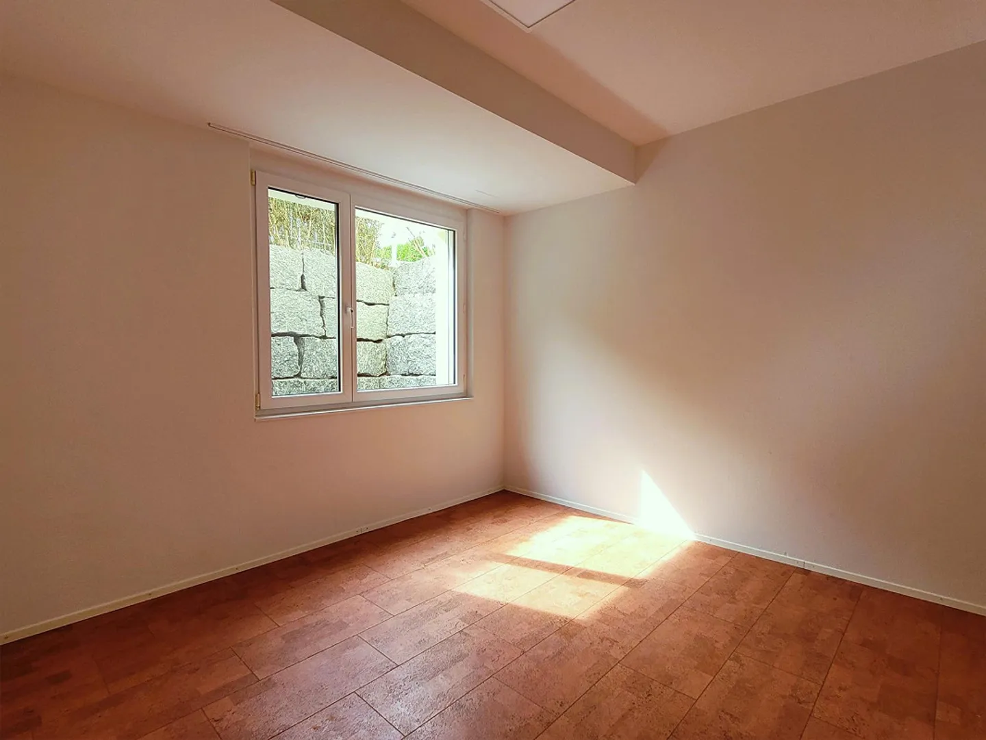 Casa familiare semi-indipendente in una posizione tranquilla e centrale - Foto 13 di 15