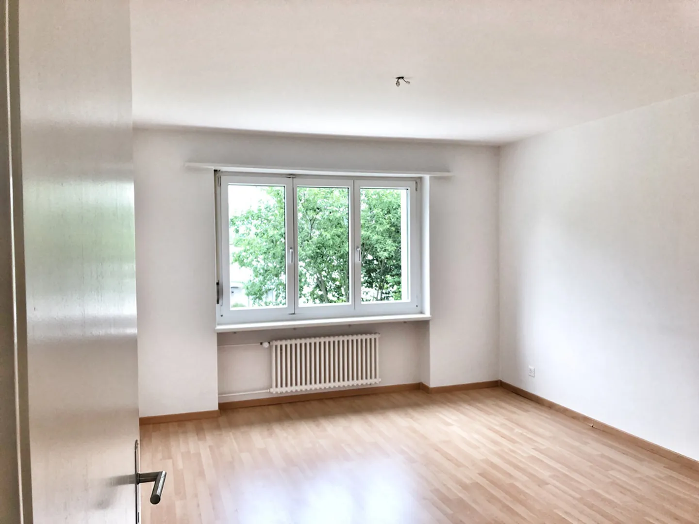 Charming 3.5-Room Apartment - Photo 4 of 4