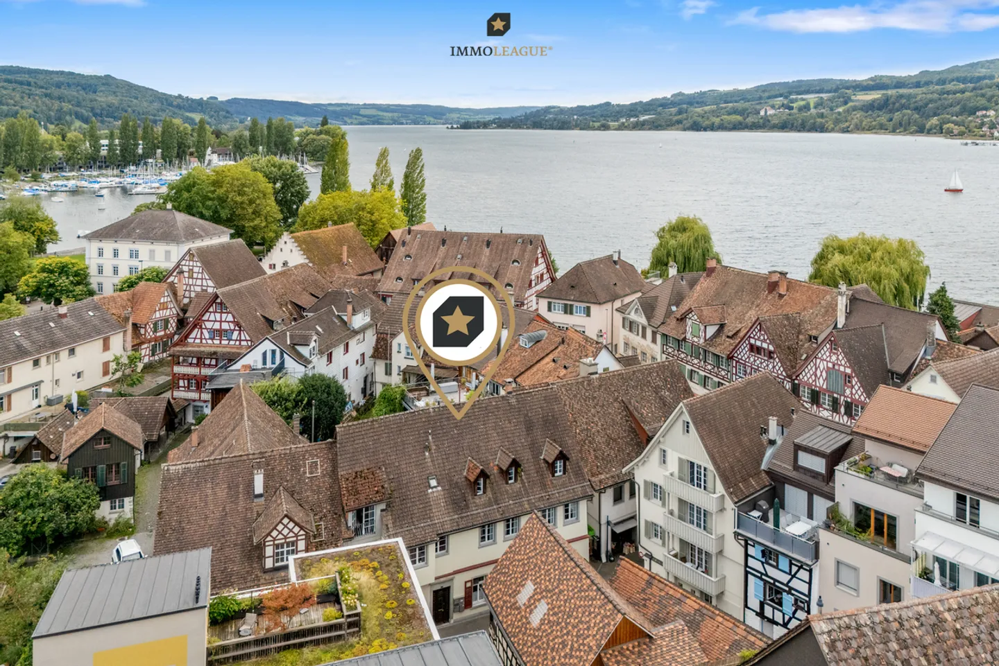 Multi-family house in a central location with 4.11% gross yield - Photo 1 of 7