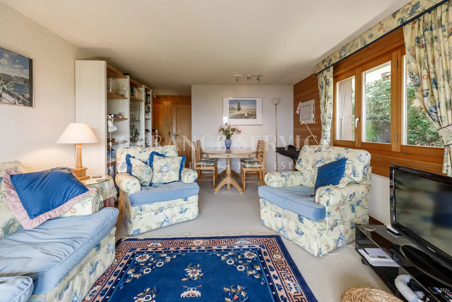 Ambassador 6 - Photo 9 of 19