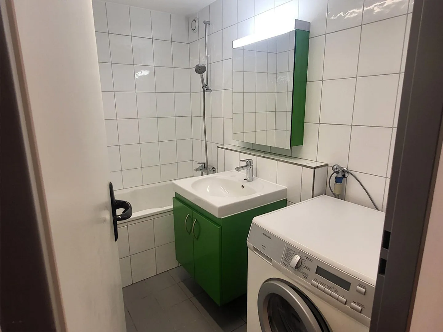 Appartement spacieux et lumineux - Photo 3 sur 11