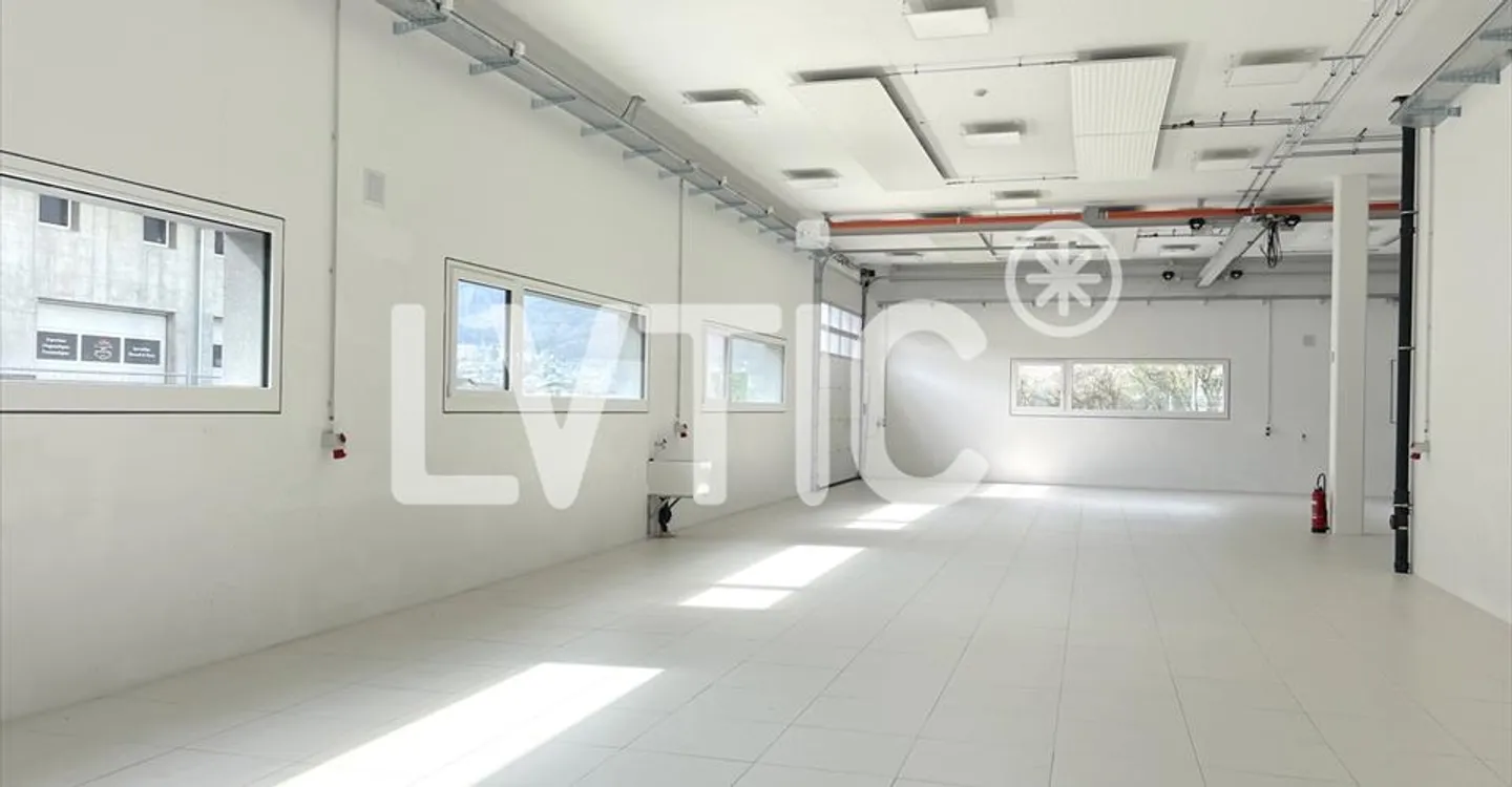 Espace de stockage à louer - Photo 1 sur 13