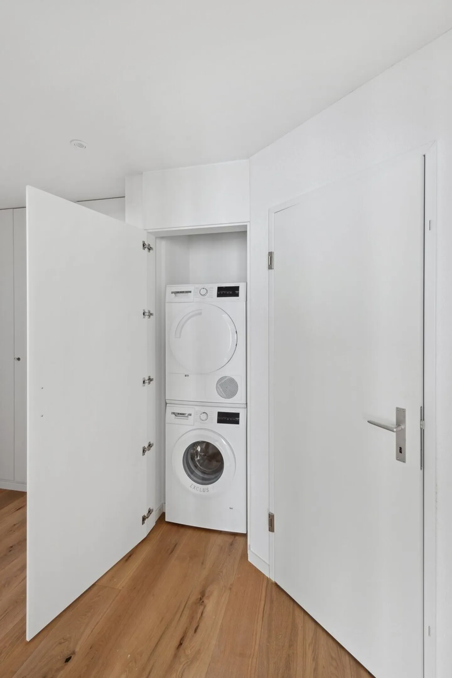 Moderne Dachwohnung - Foto 8 von 9