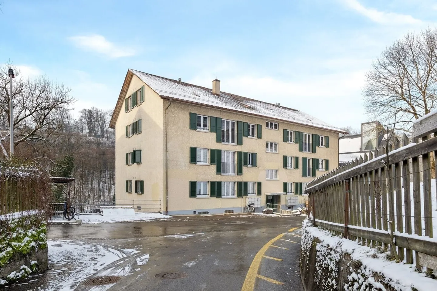 Moderne Dachwohnung - Foto 1 von 9