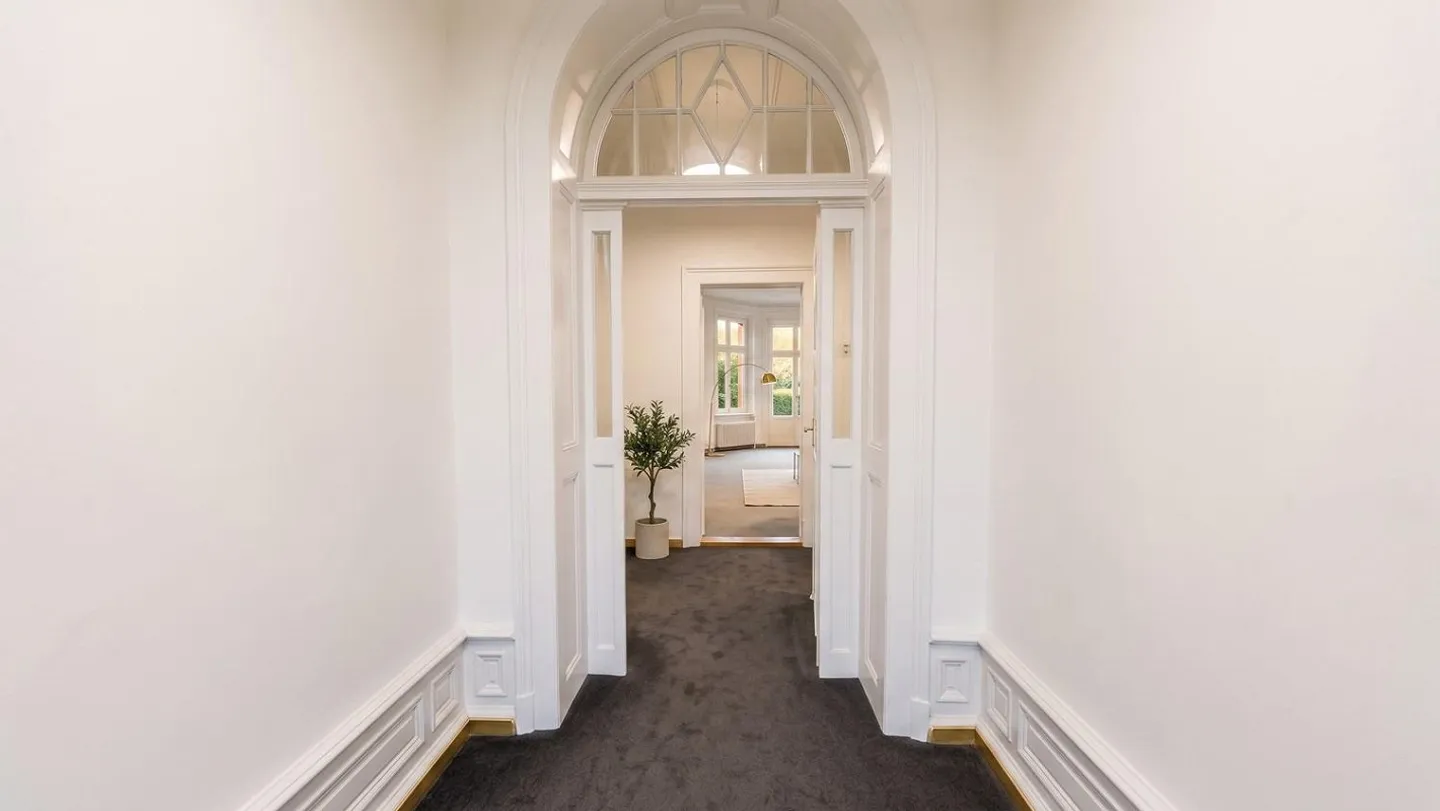 Elegante Villa für Professionelle Nutzung - Foto 4 von 4