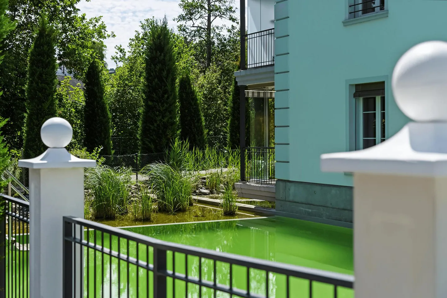 Living like in a castle Exclusive condominium with character - Photo 4 of 7