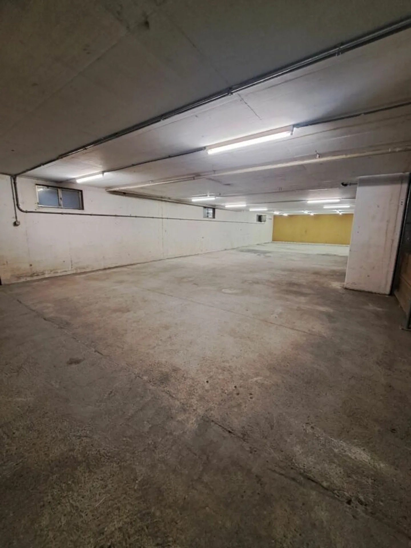 Spazio di stoccaggio di circa 167 m² - Foto 3 di 6