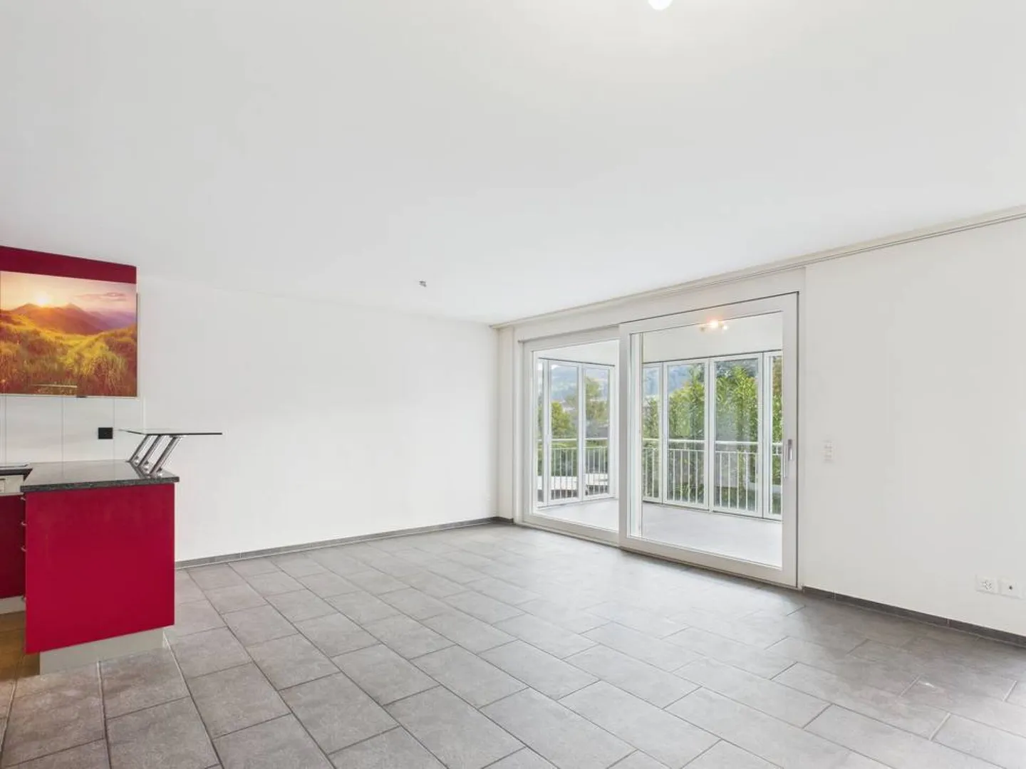 Geräumiges, ruhiges Zuhause mit lichtdurchflutetem Wintergarten zum Entspannen. - Foto 1 von 13