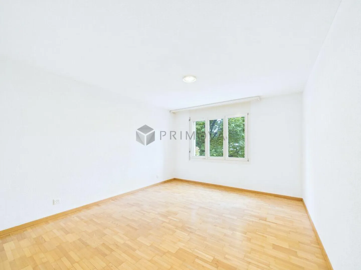 Condominio affascinante con potenziale - Foto 5 di 10