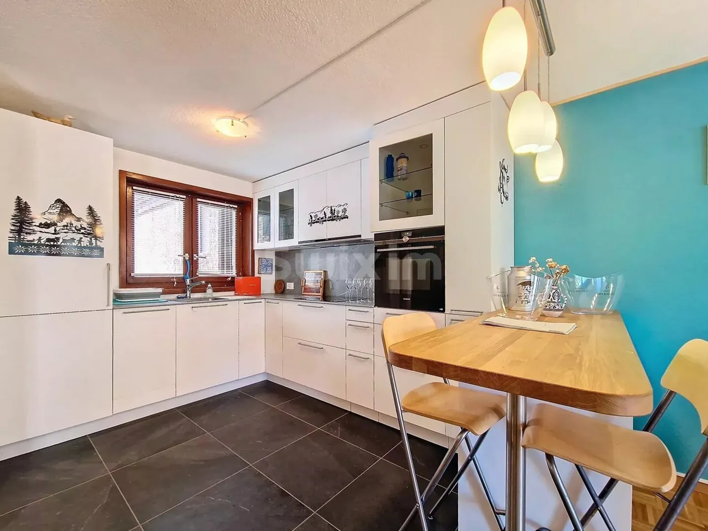Bellissimo appartamento 2,5 locali recentemente ristrutturato - Foto 2 di 6