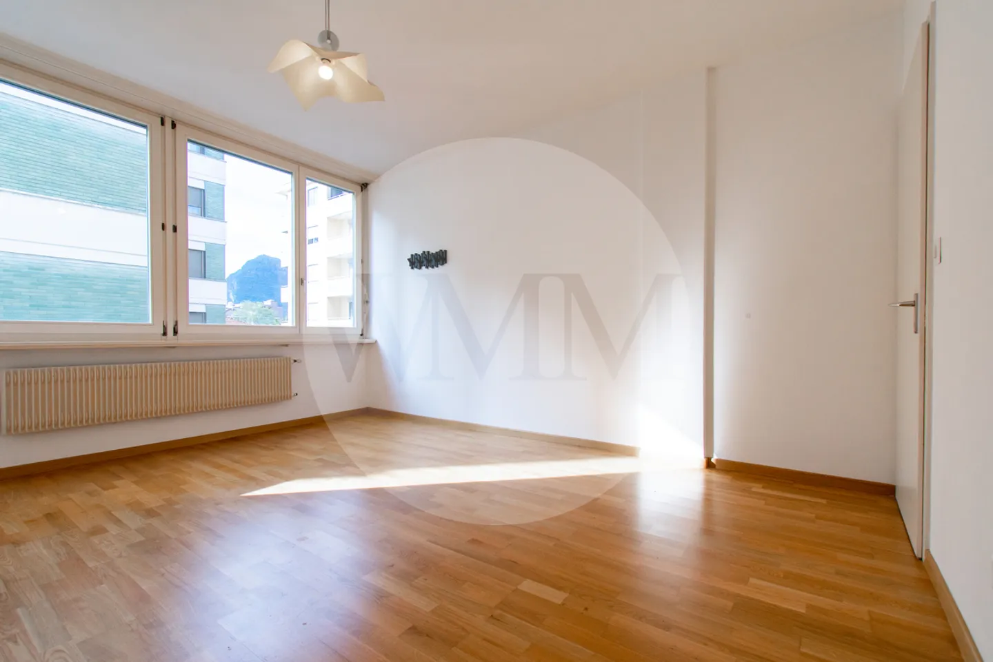 Comfortable two-room apartment just steps from the lake - Photo 2 of 11