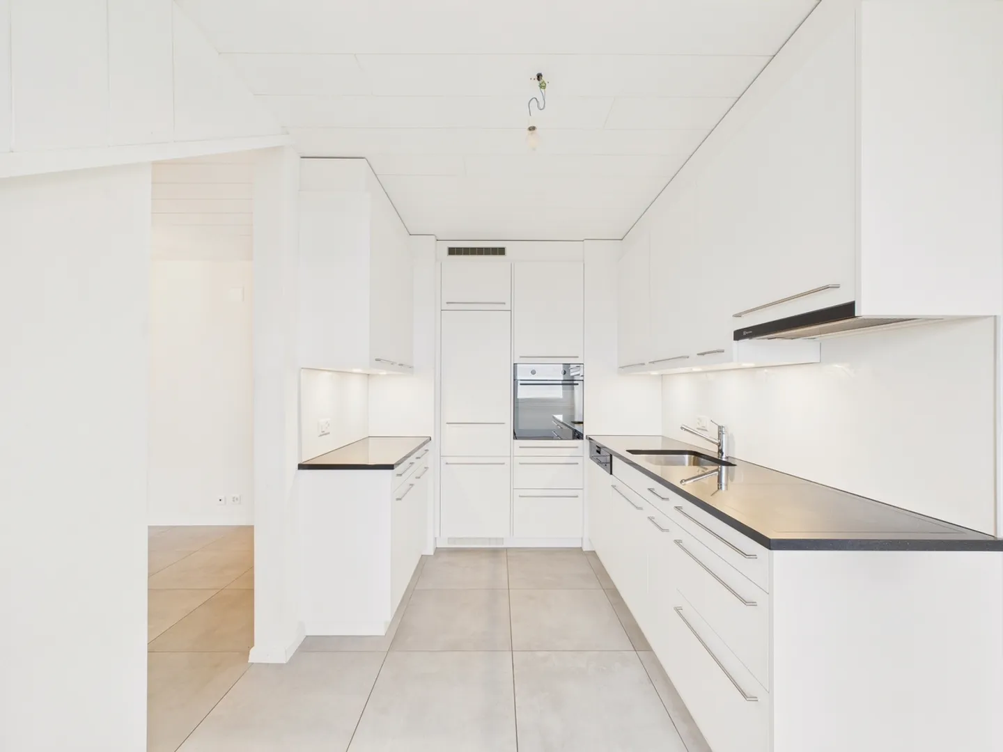 Attique moderne 4.5 pièces avec balcon exposé à sud-ouest, Bellerive VD - Photo 2 sur 8