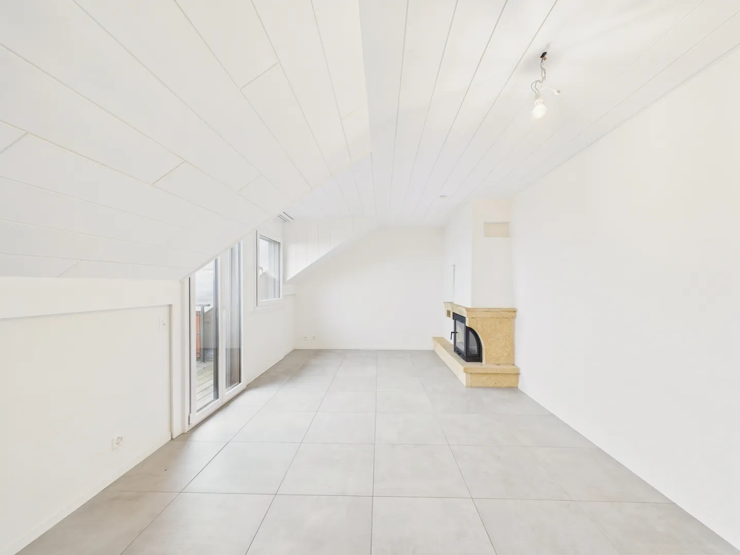 Attique moderne 4.5 pièces avec balcon exposé à sud-ouest, Bellerive VD - Photo 1 sur 8