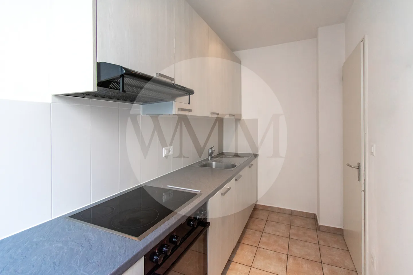 Comfortable two-room apartment just steps from the lake - Photo 5 of 11