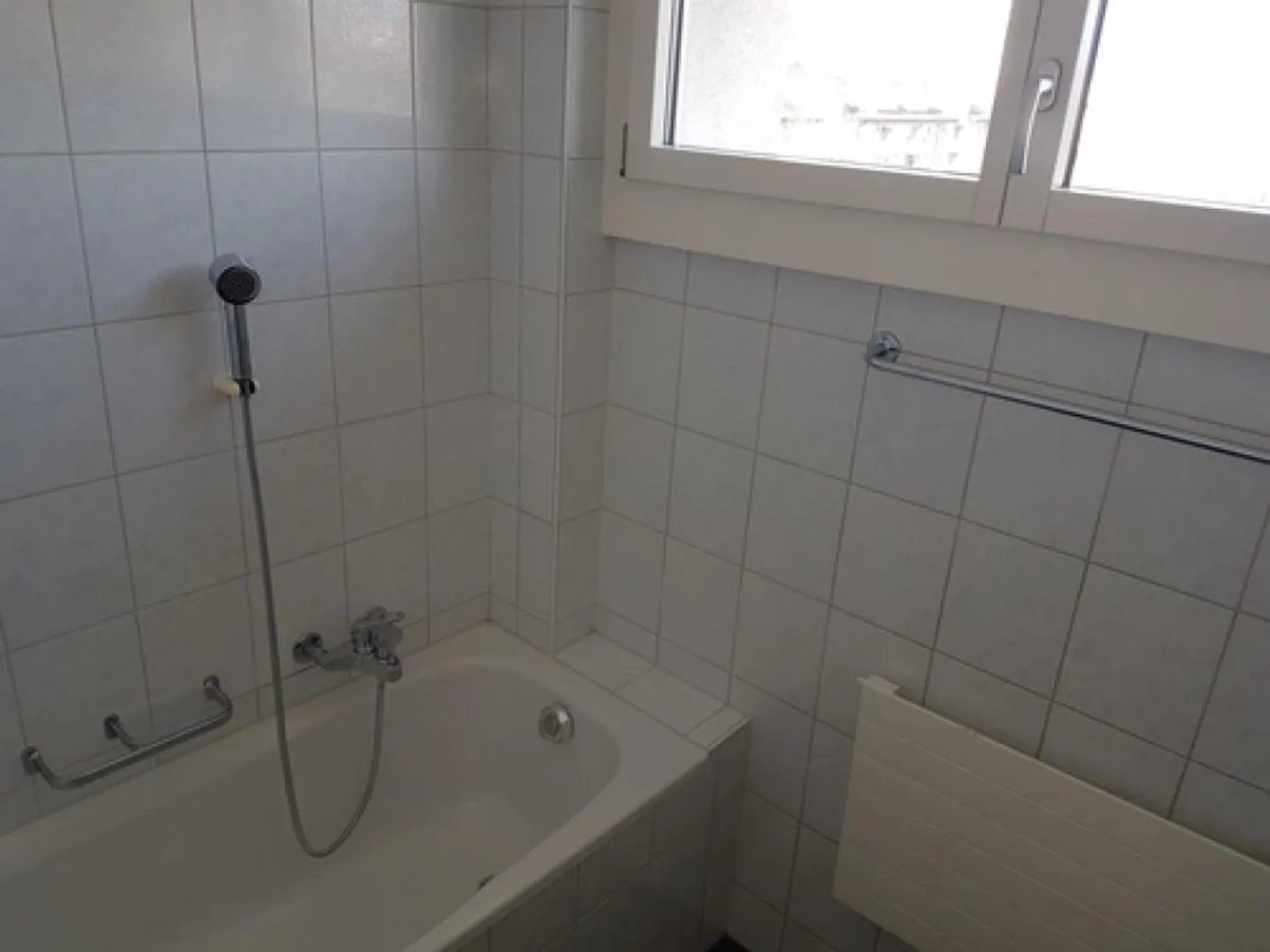 Appartamento 4 1/2 locali con vista panoramica - Foto 9 di 11